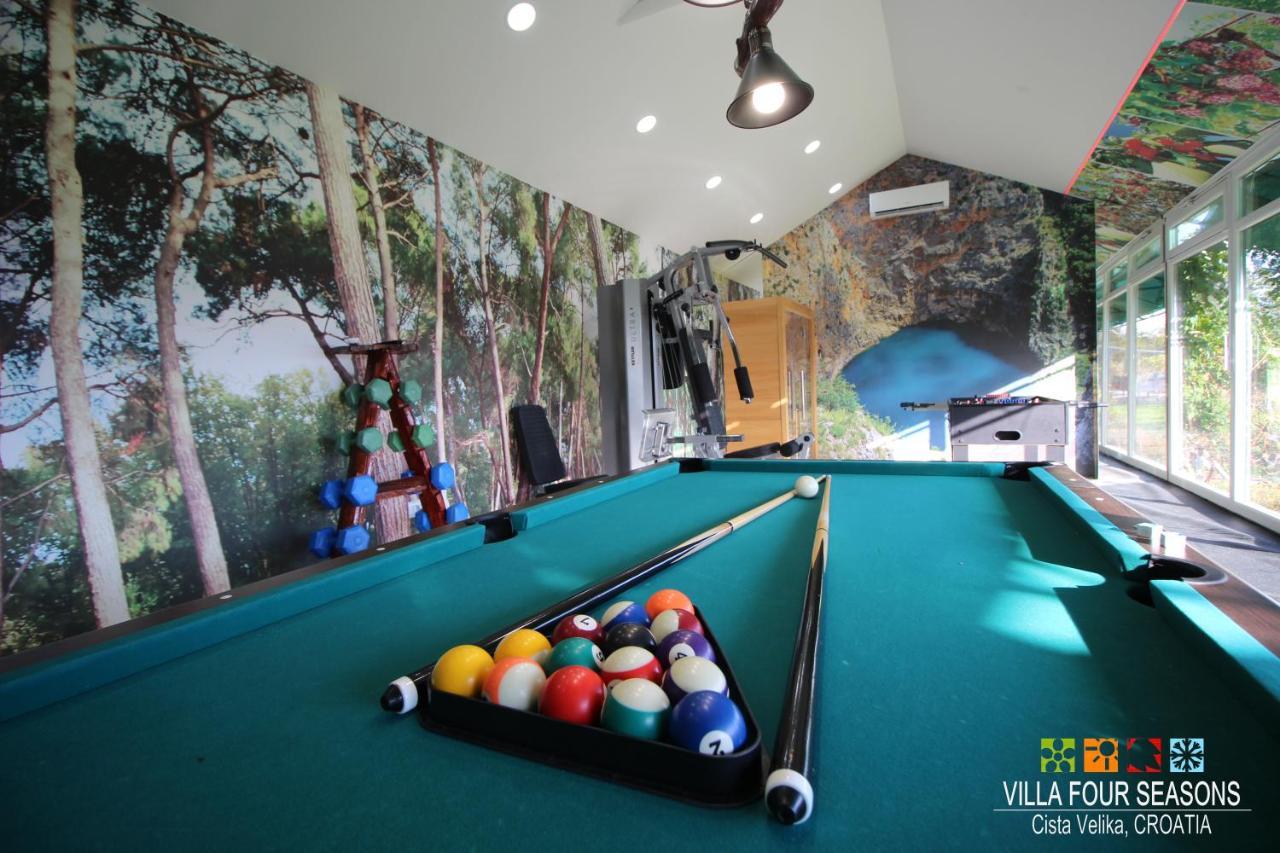 Villa Four Seasons, Heated Pool And 3 En-Suite Bathrooms Velika Čista Exterior foto